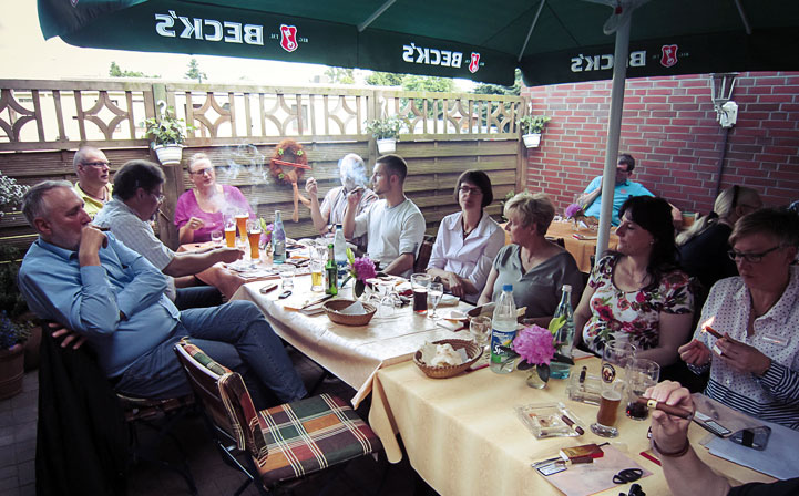 La Aurora 1495 Fuma Tasting Open Air