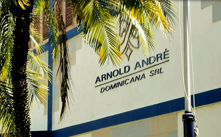 Video: Arnold André Dominicana