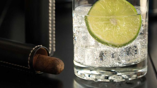 Zigarren kombiniert mit Gin